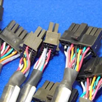 Wire connectors